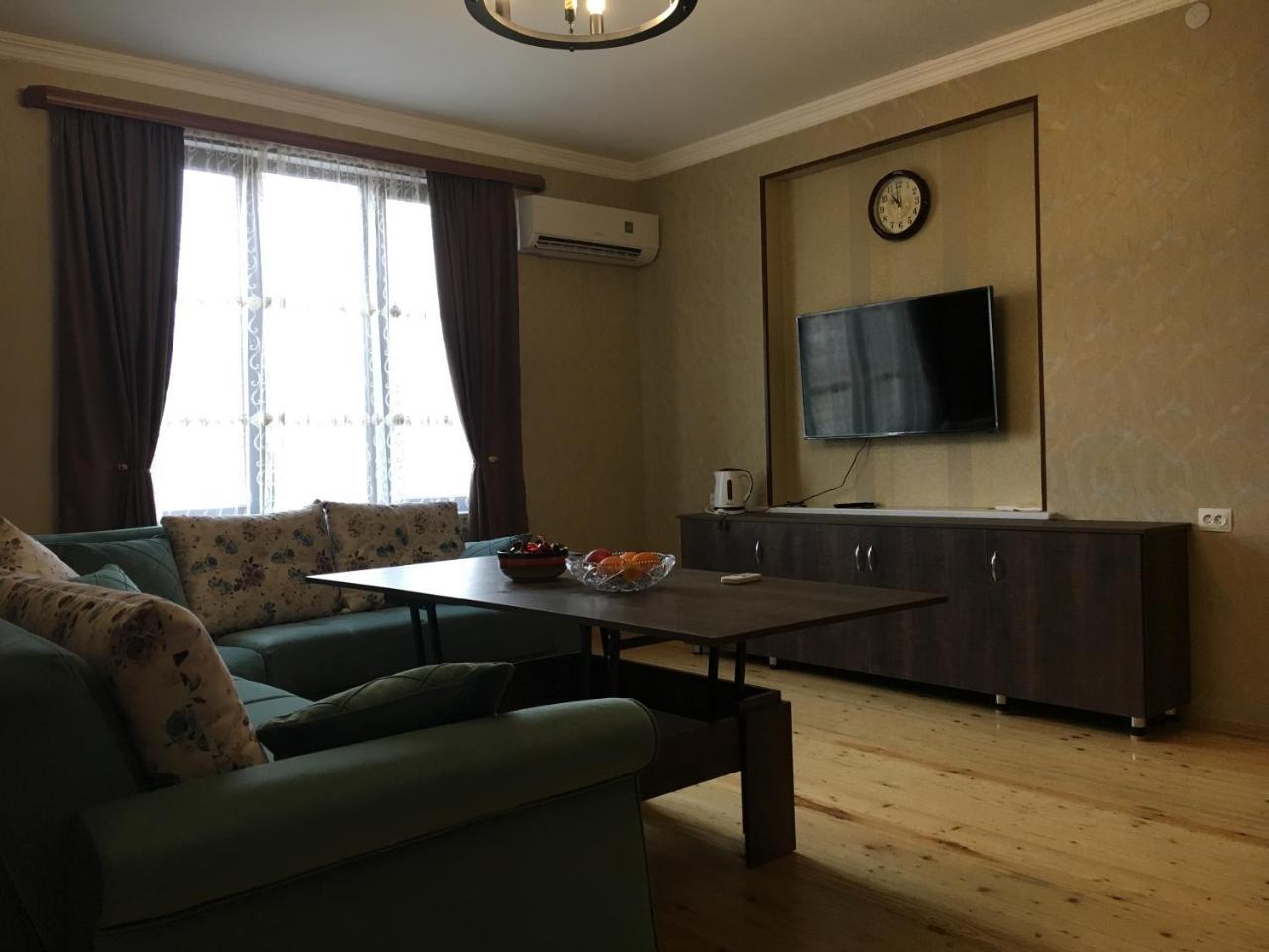 Edward'S Guesthouse Lagodehi Dış mekan fotoğraf